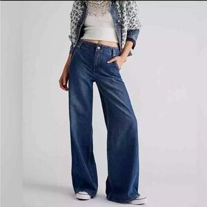 Free People We the Free The Harlow Mid Rise Wide Leg Jeans size 31